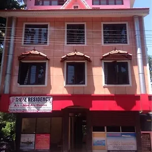 j-rose-residency.hotels-alappuzha.com/